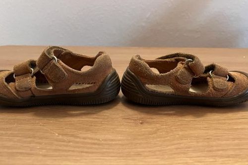 Hnědé barefoot sandály Protetika - velikost 20