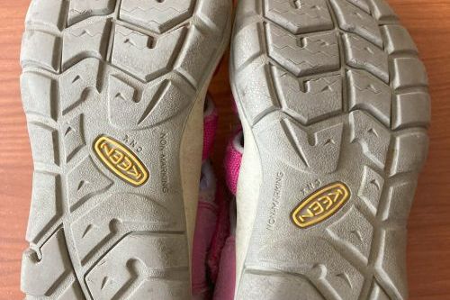 sandálky Keen CNX vel. 30